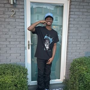 Meet your Posher, Jonathan